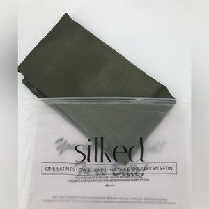 Silked Satin Pillow Case Fits Standard, Queen & King Green FABFITFUN New